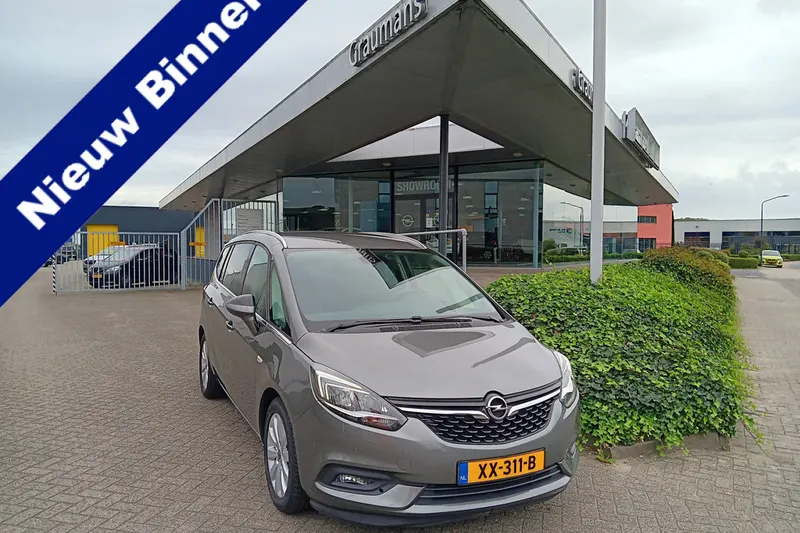Opel Zafira (2018)