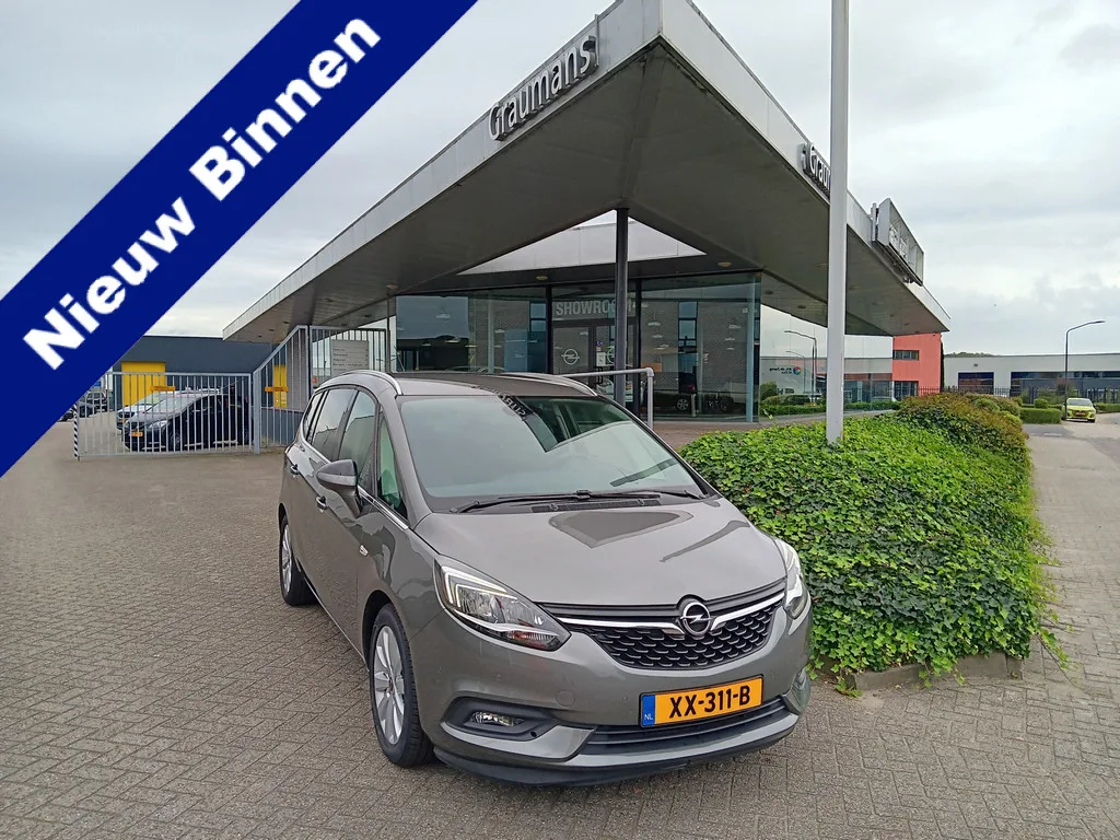 Opel Zafira (2018) — foto 1