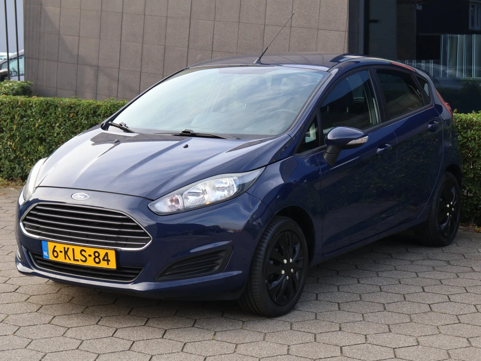 Ford Fiesta (2013) — foto 1