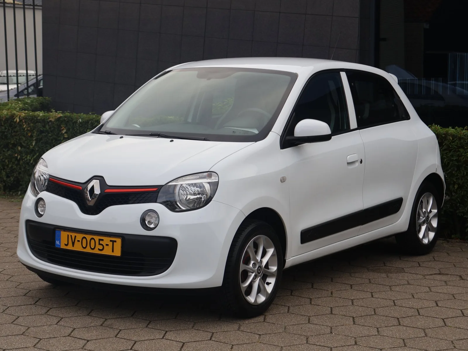 Renault Twingo (2016) — foto 1