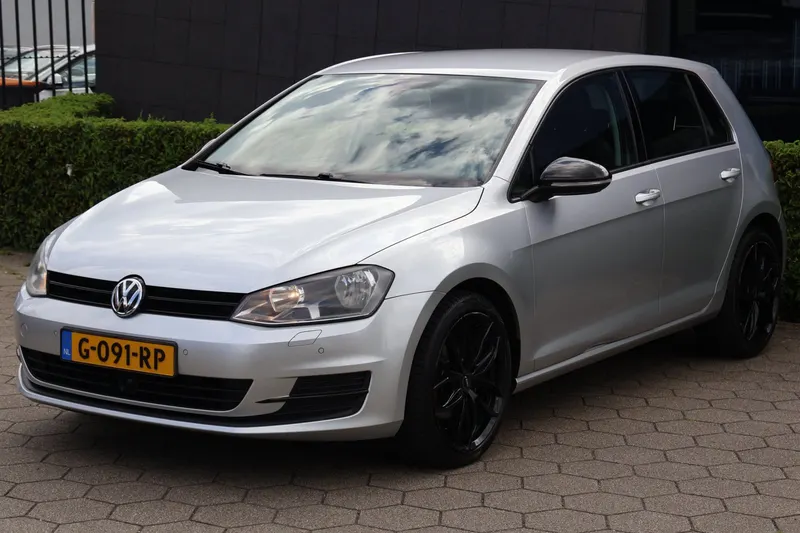 Volkswagen Golf (2013)