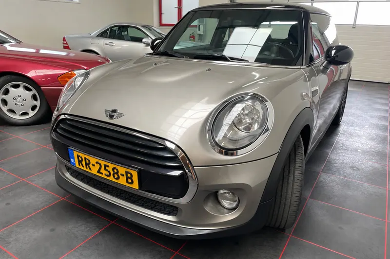 MINI Cooper (2018)