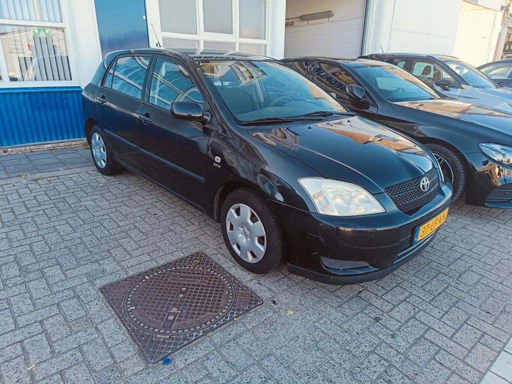 Toyota Corolla (2002) — foto 1