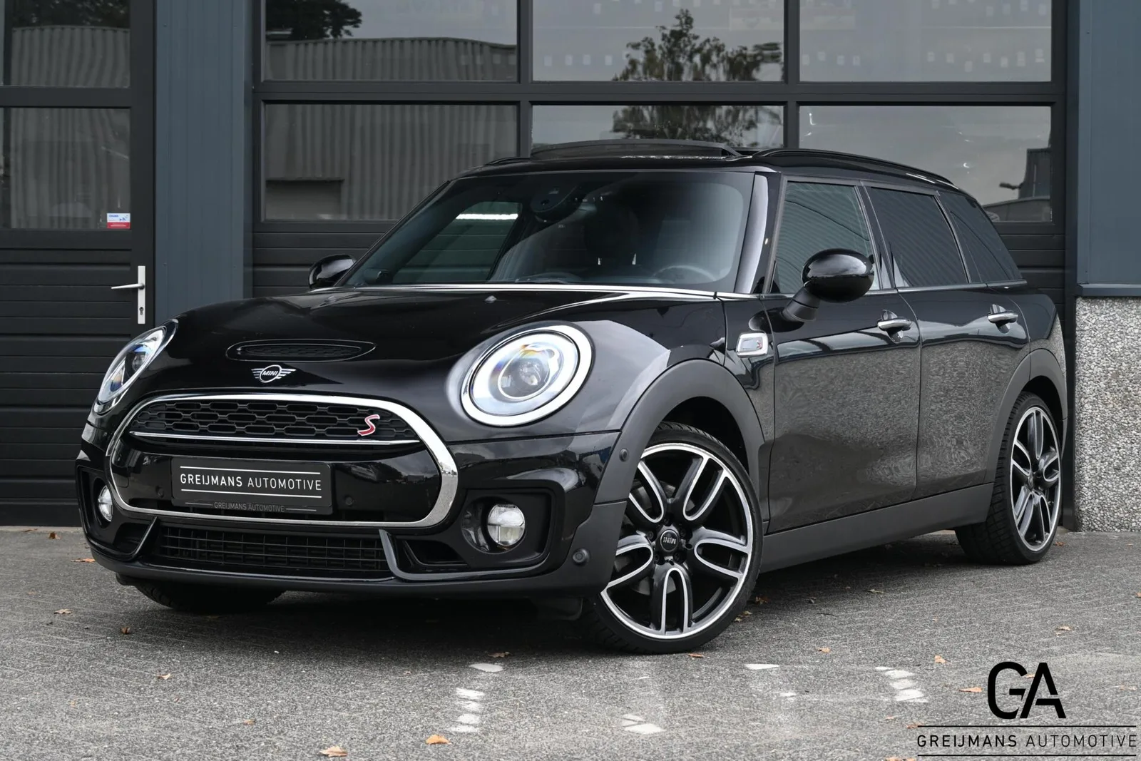 MINI Clubman (2019) — foto 1