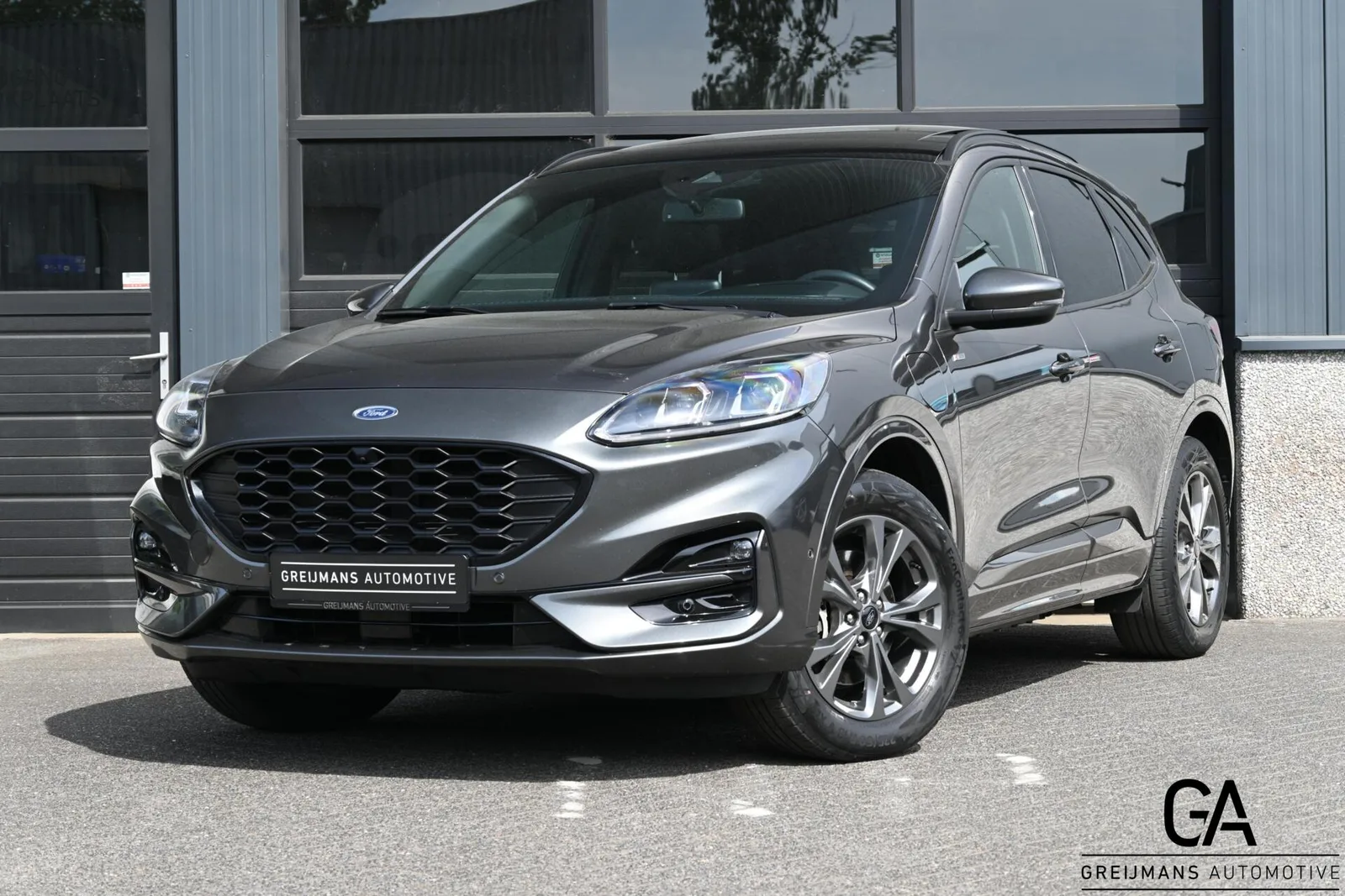 Ford Kuga (2021) — foto 1