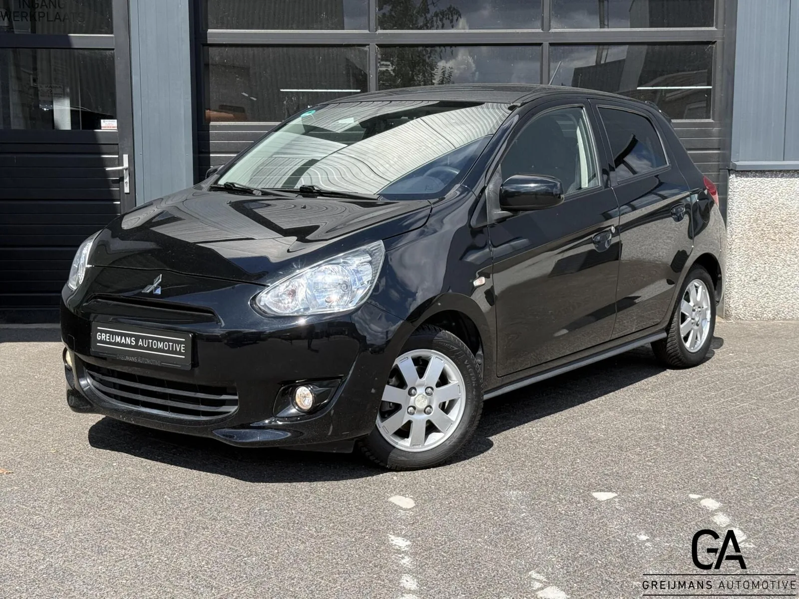Mitsubishi Space Star (2016) — foto 1