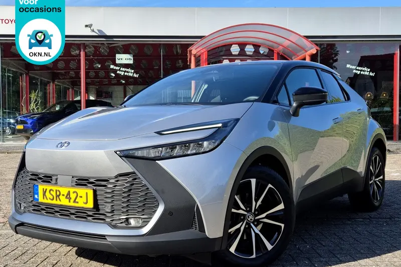 Toyota C-HR (2024)