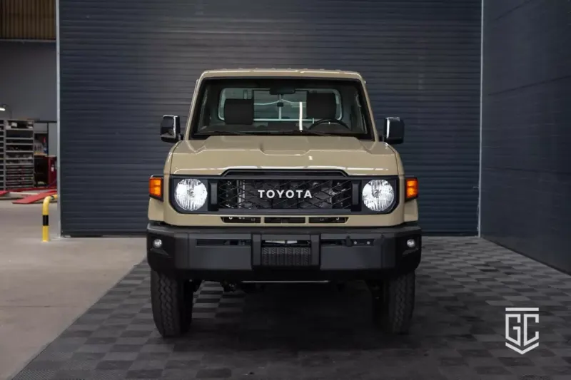 Toyota Land Cruiser (2024)