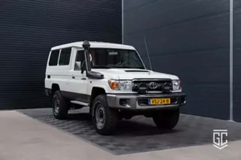 Toyota Land Cruiser (2022)