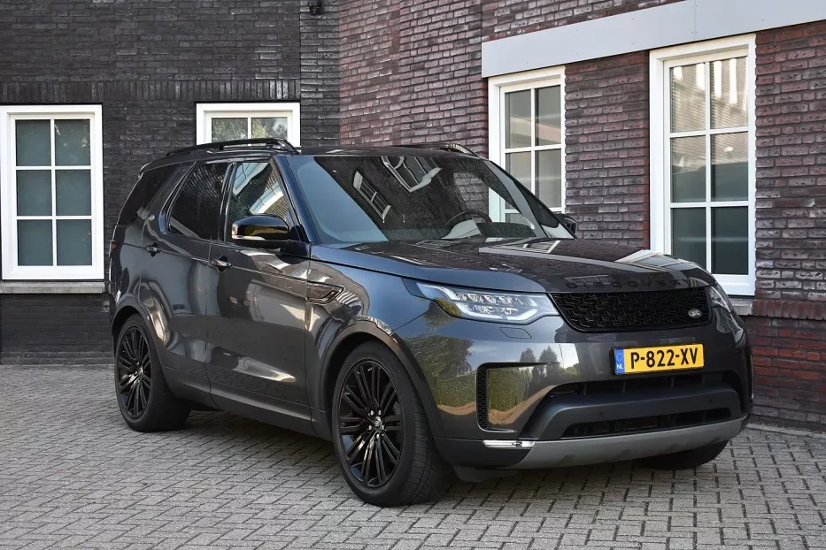Land Rover Discovery (2017) — foto 1