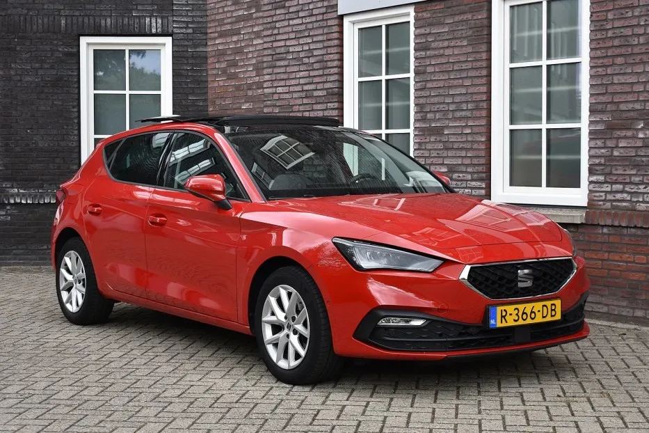 SEAT Leon (2022) — foto 1
