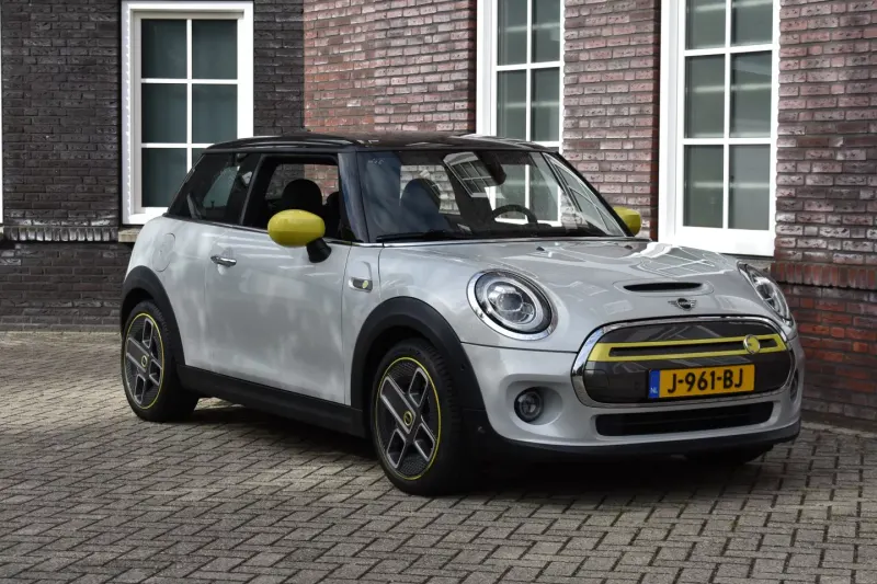 MINI Cooper (2019)