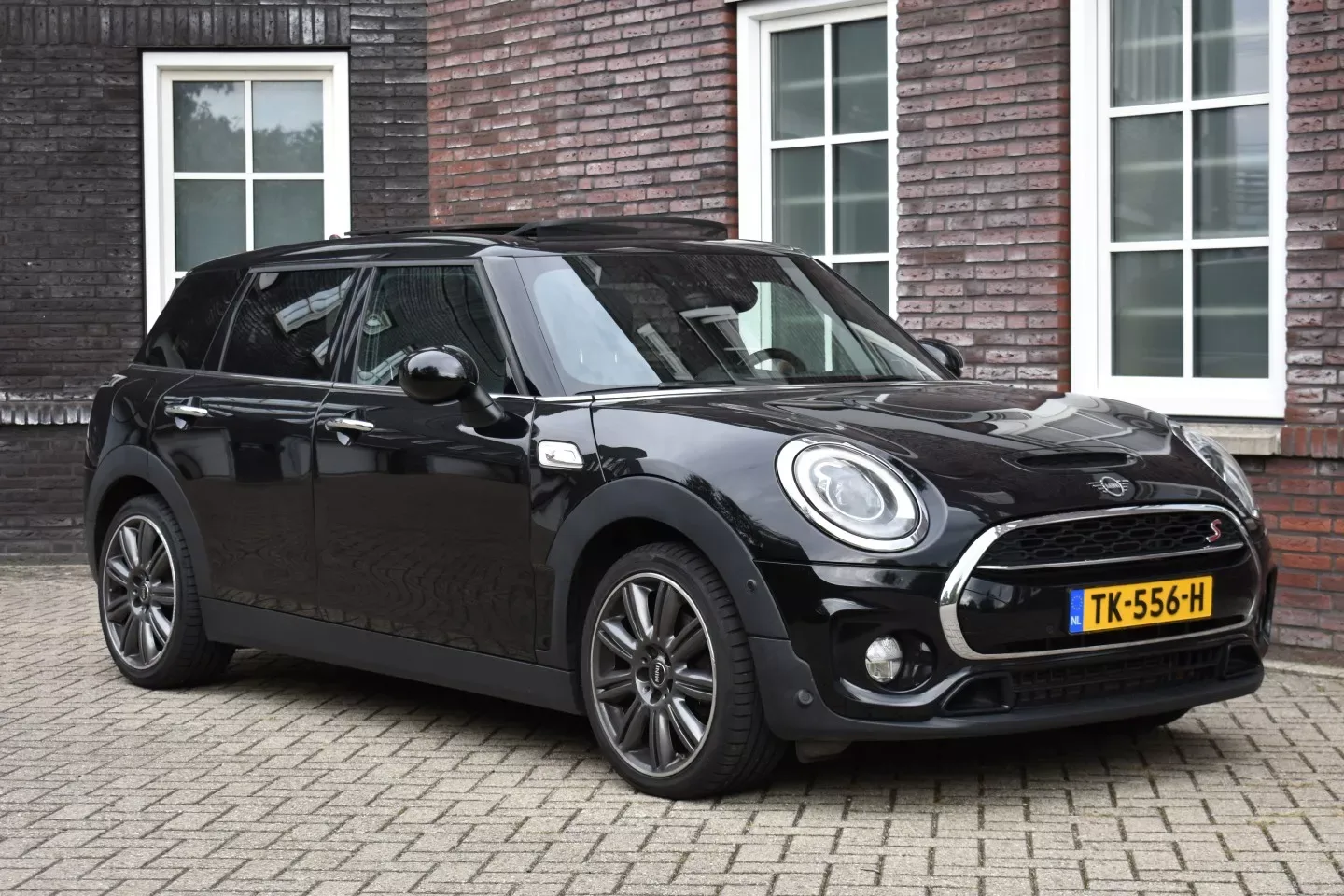 MINI Clubman (2018) — foto 1