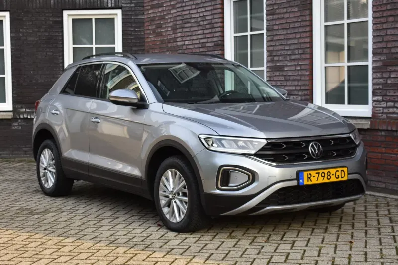 Volkswagen T-Roc (2022)