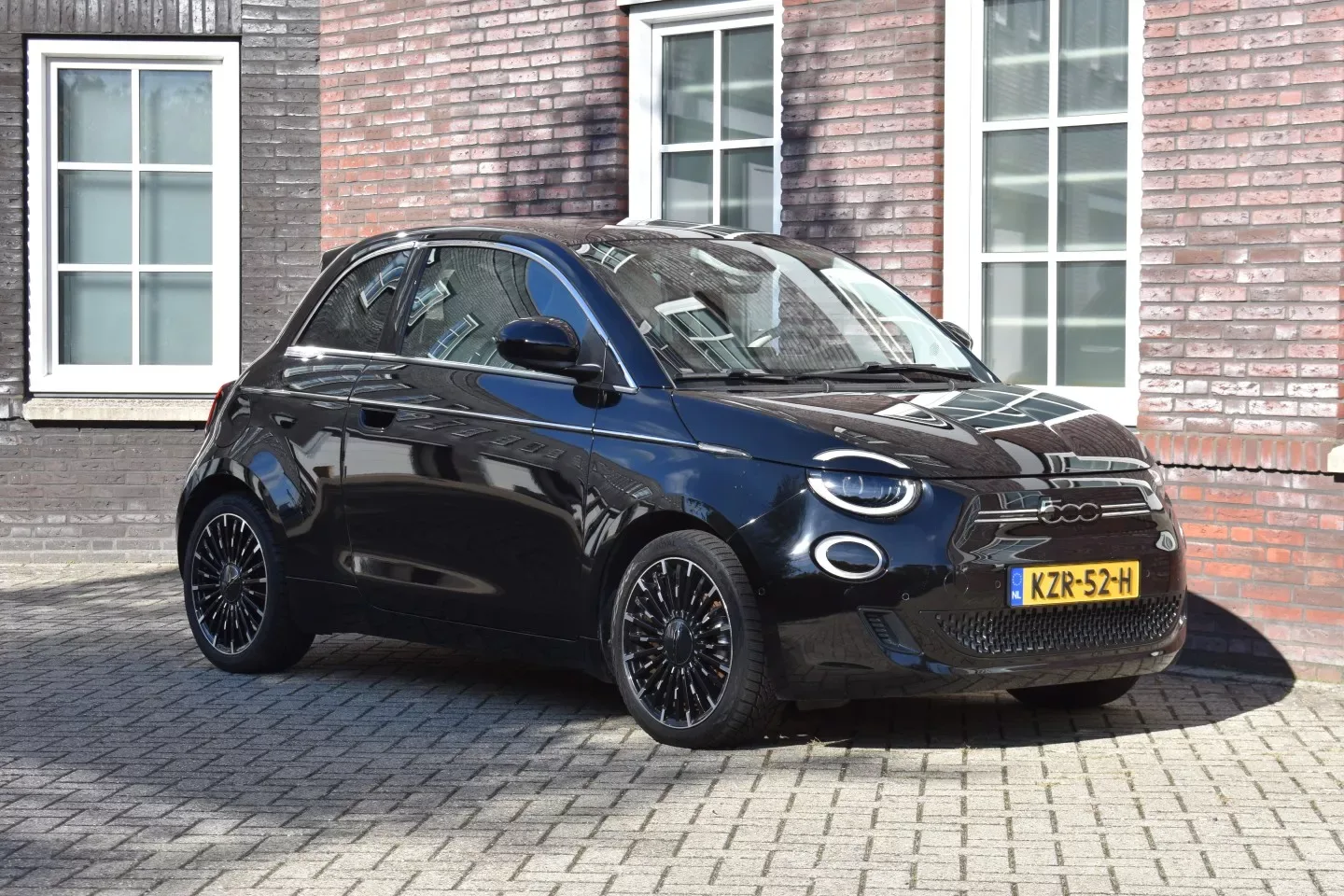 Fiat 500 (2024) — foto 1