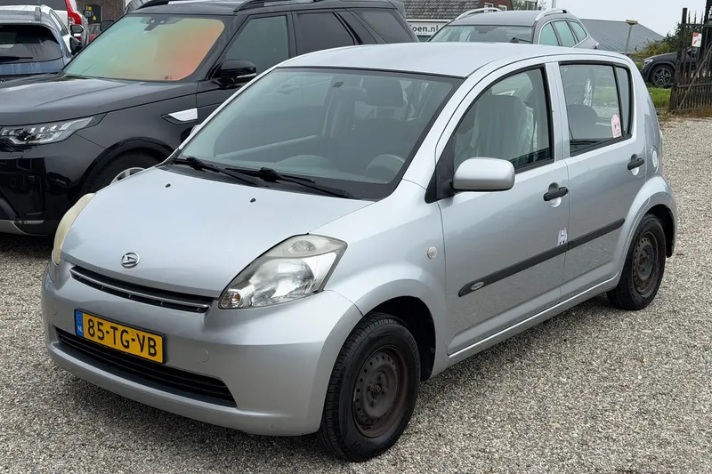 Daihatsu Sirion (2006)