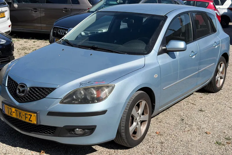 Mazda 3 (2006)