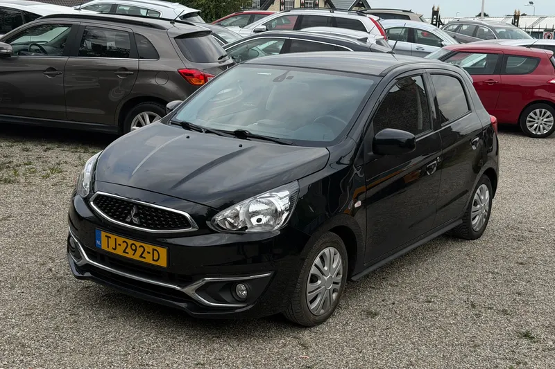 Mitsubishi Space Star (2018)