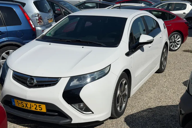 Opel Ampera (2013)