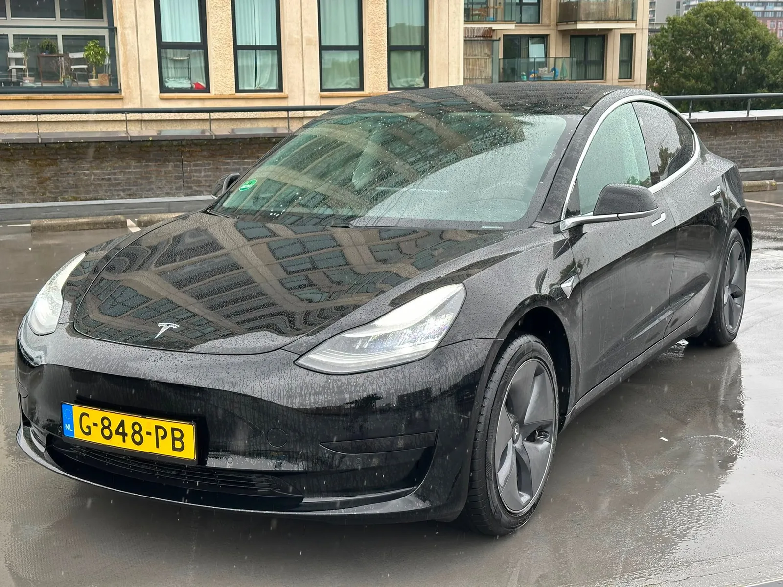 Tesla Model 3 (2019) — foto 1