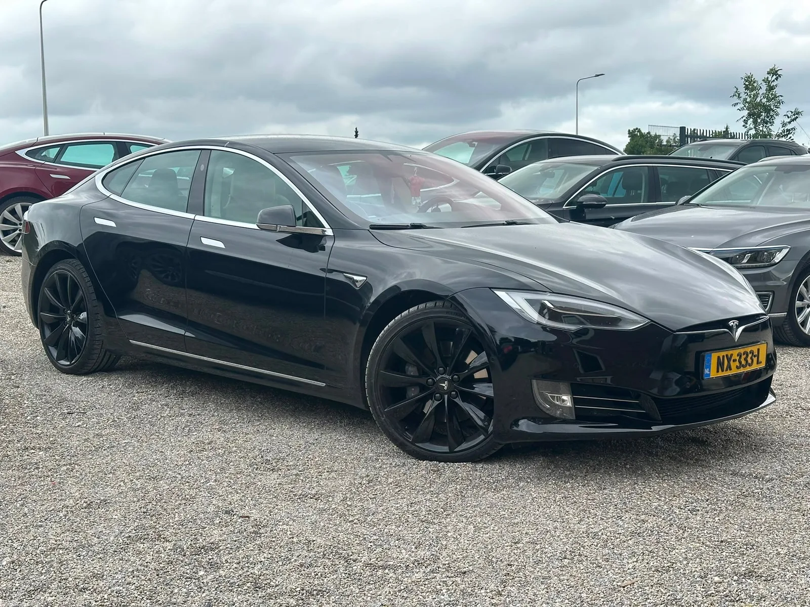 Tesla Model S (2017) — foto 1