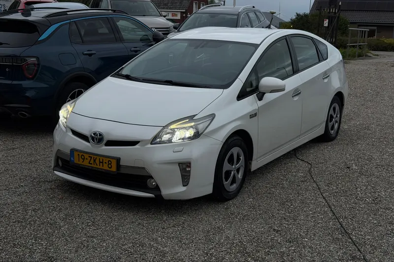 Toyota Prius (2012)
