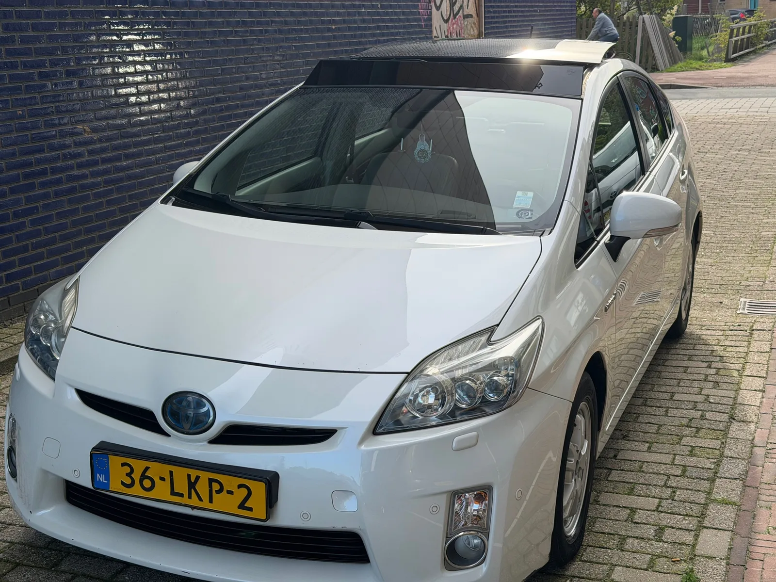 Toyota Prius (2010) — foto 1
