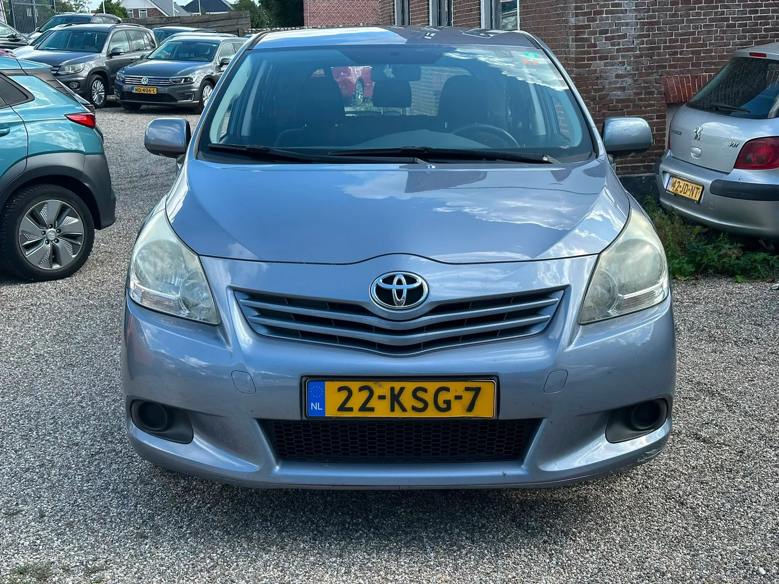 Toyota Verso (2010) — foto 1