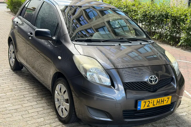 Toyota Yaris (2010)