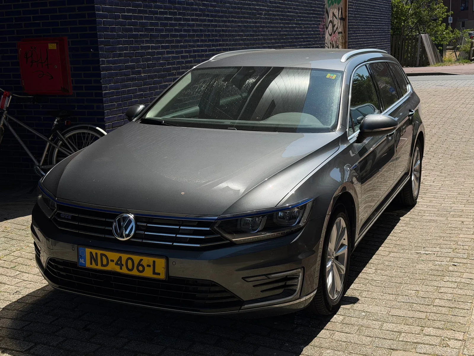 Volkswagen Passat (2016) — foto 1