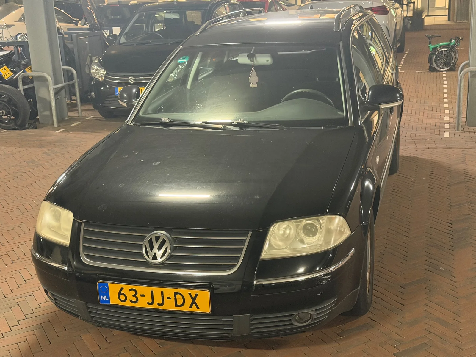Volkswagen Passat (2002) — foto 1