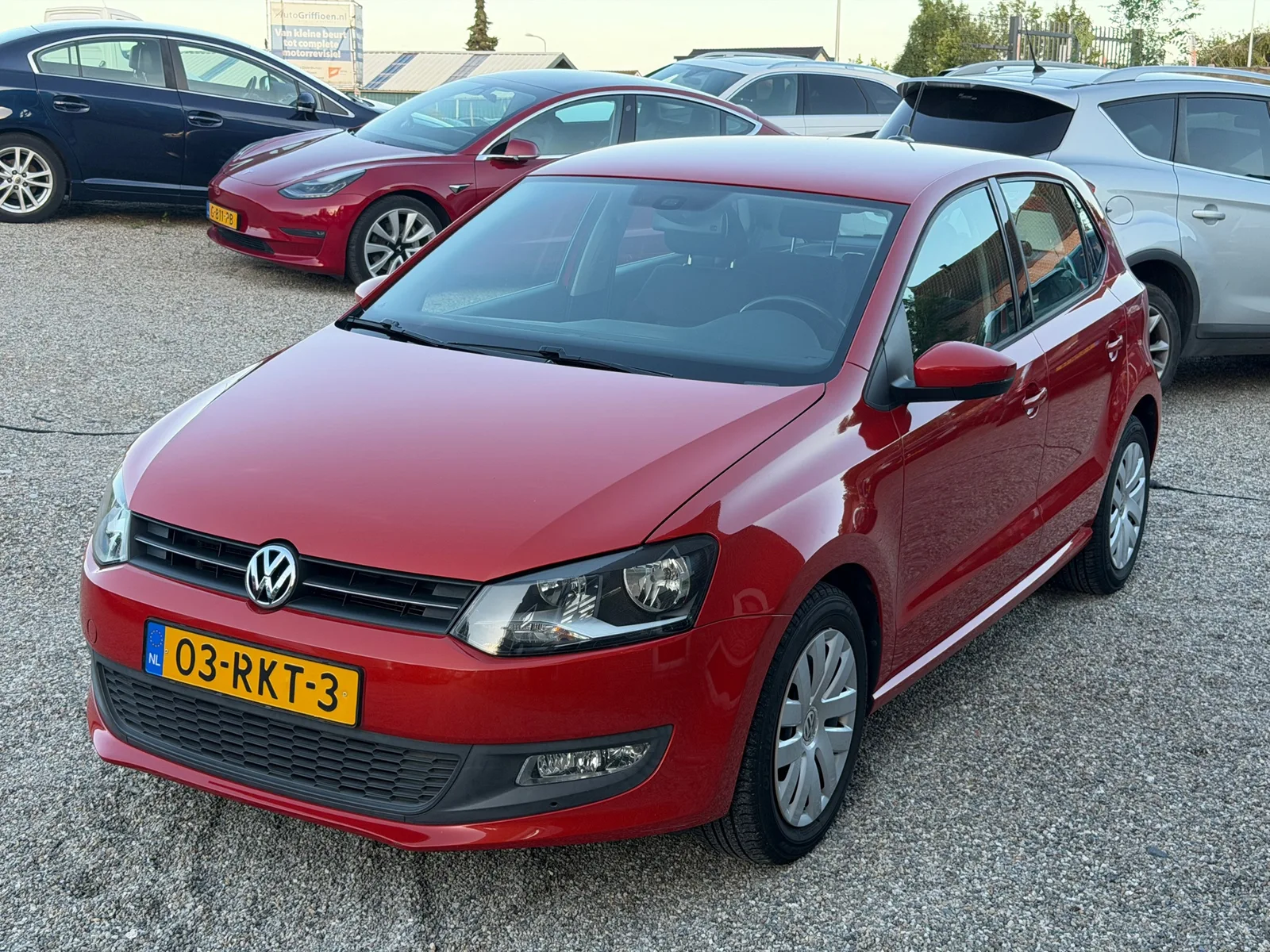 Volkswagen Polo (2011) — foto 1