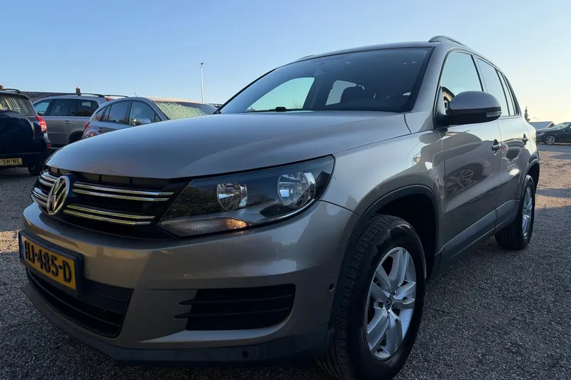 Volkswagen Tiguan (2013)