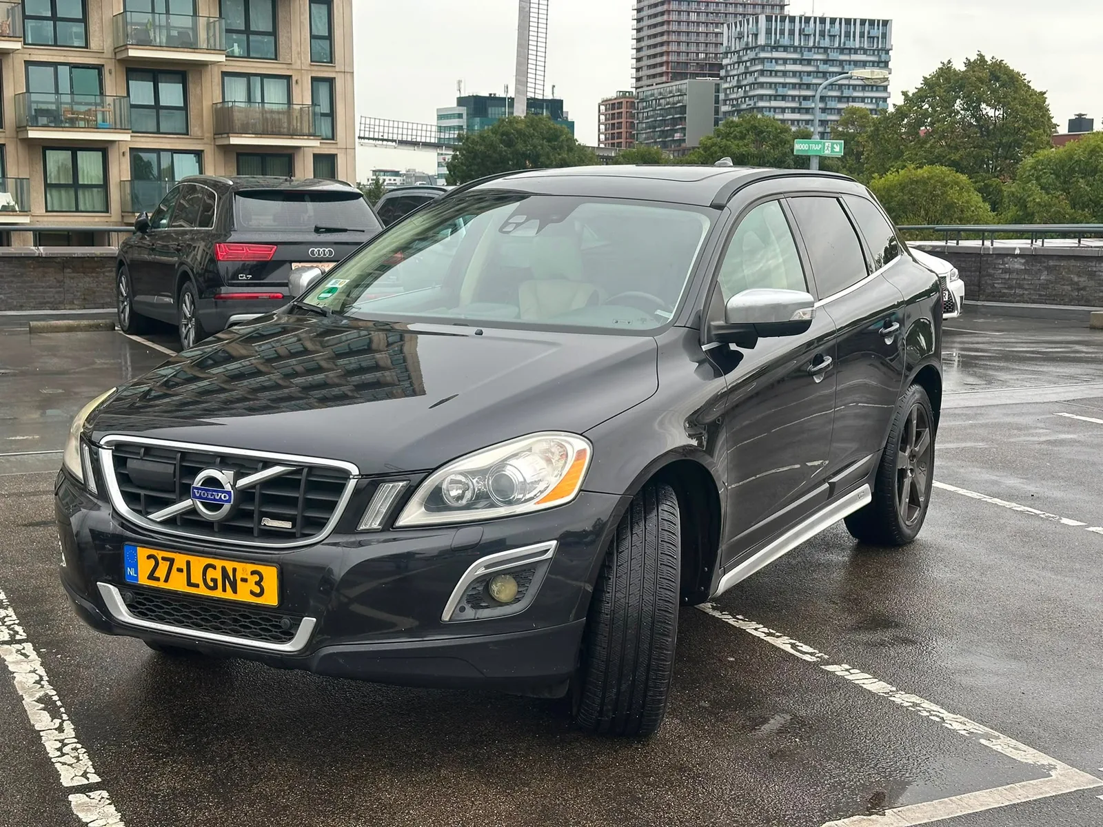 Volvo XC60 (2010) — foto 1