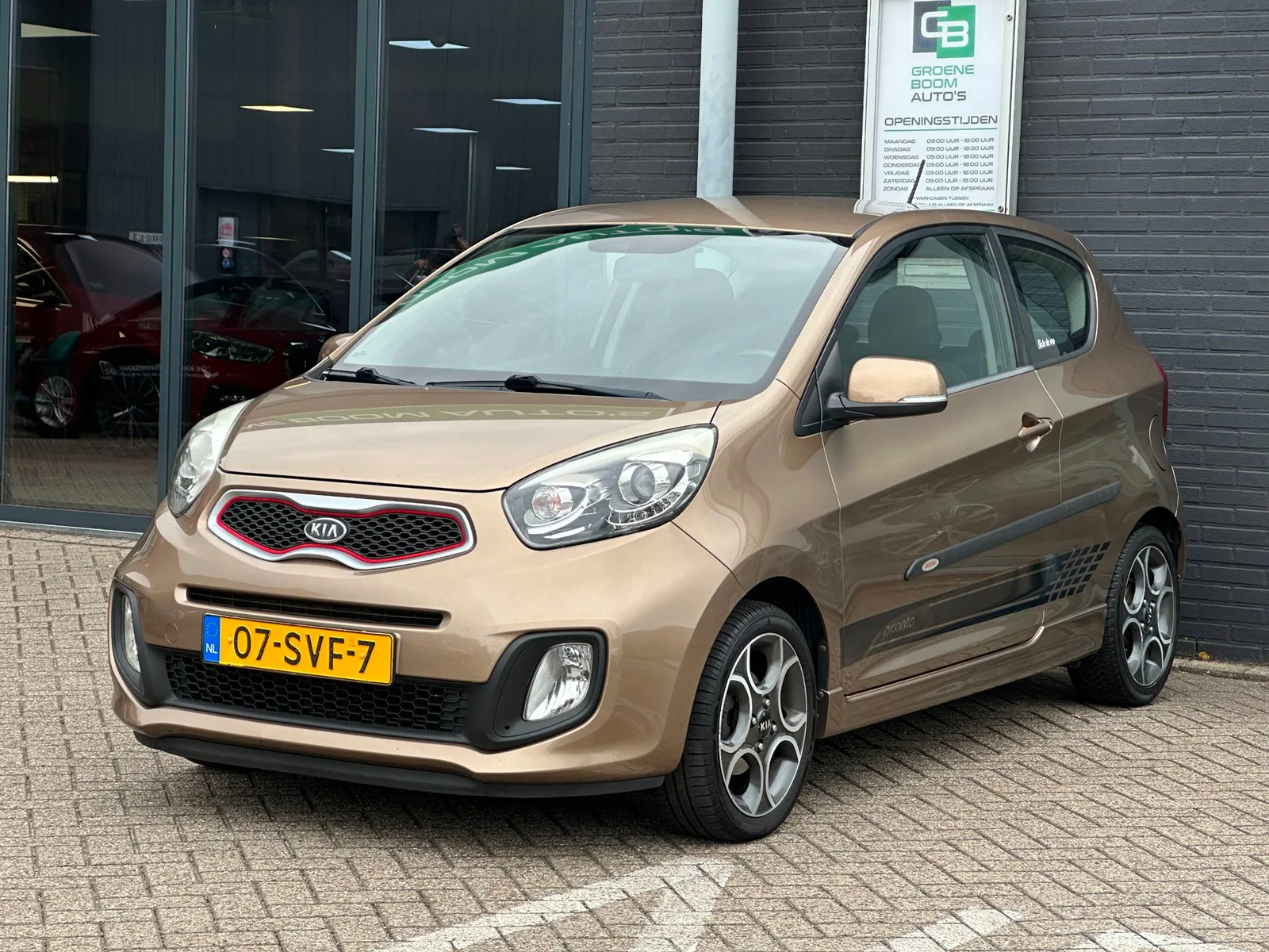 Kia Picanto (2012) — foto 1