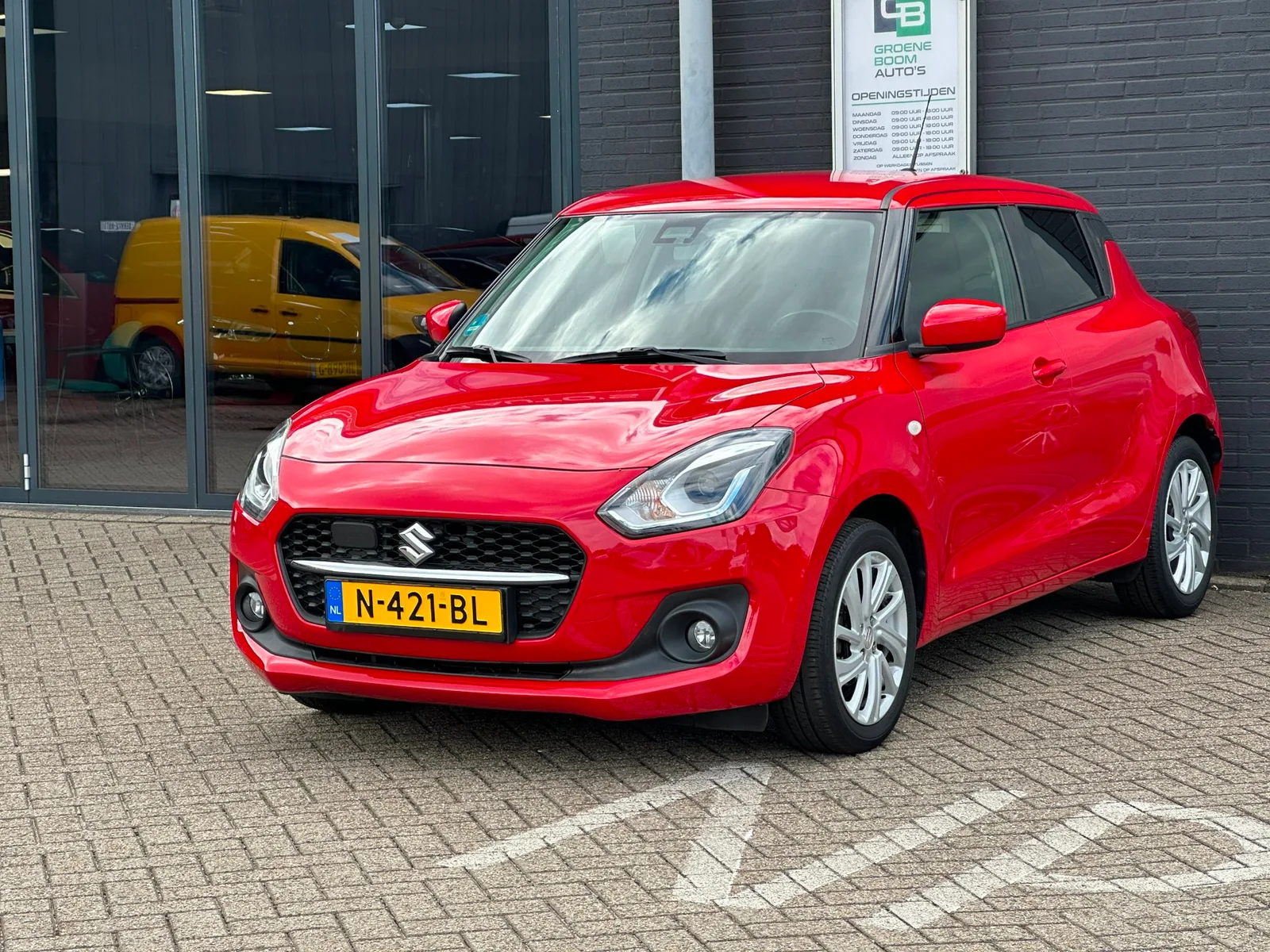 Suzuki Swift (2021) — foto 1