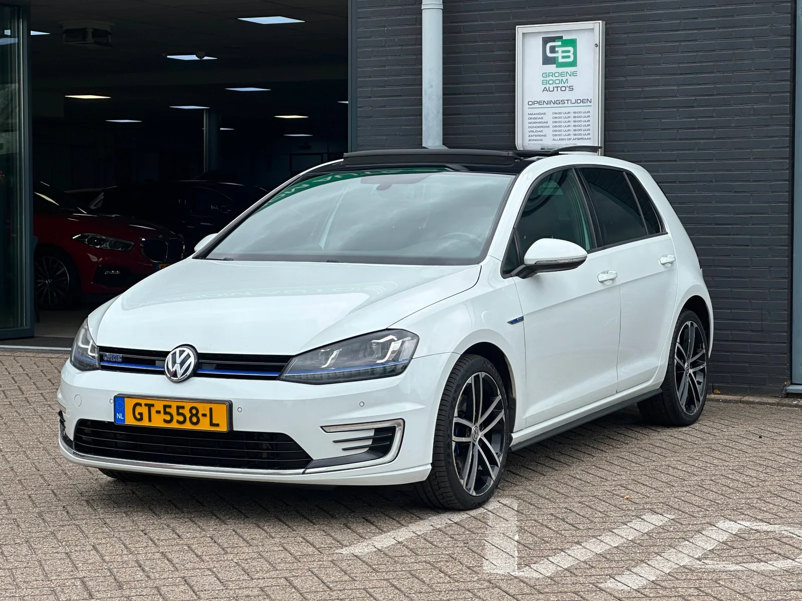 Volkswagen Golf (2015) — foto 1