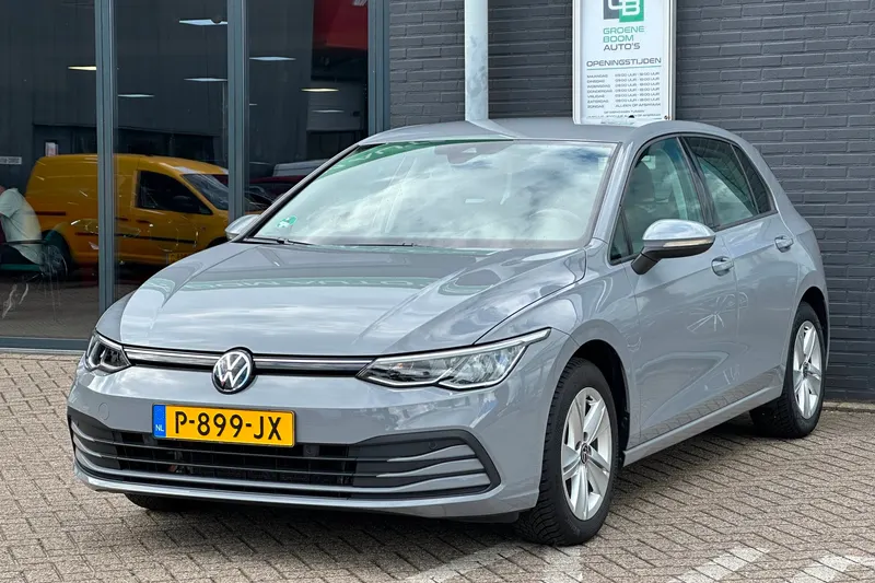 Volkswagen Golf (2022)