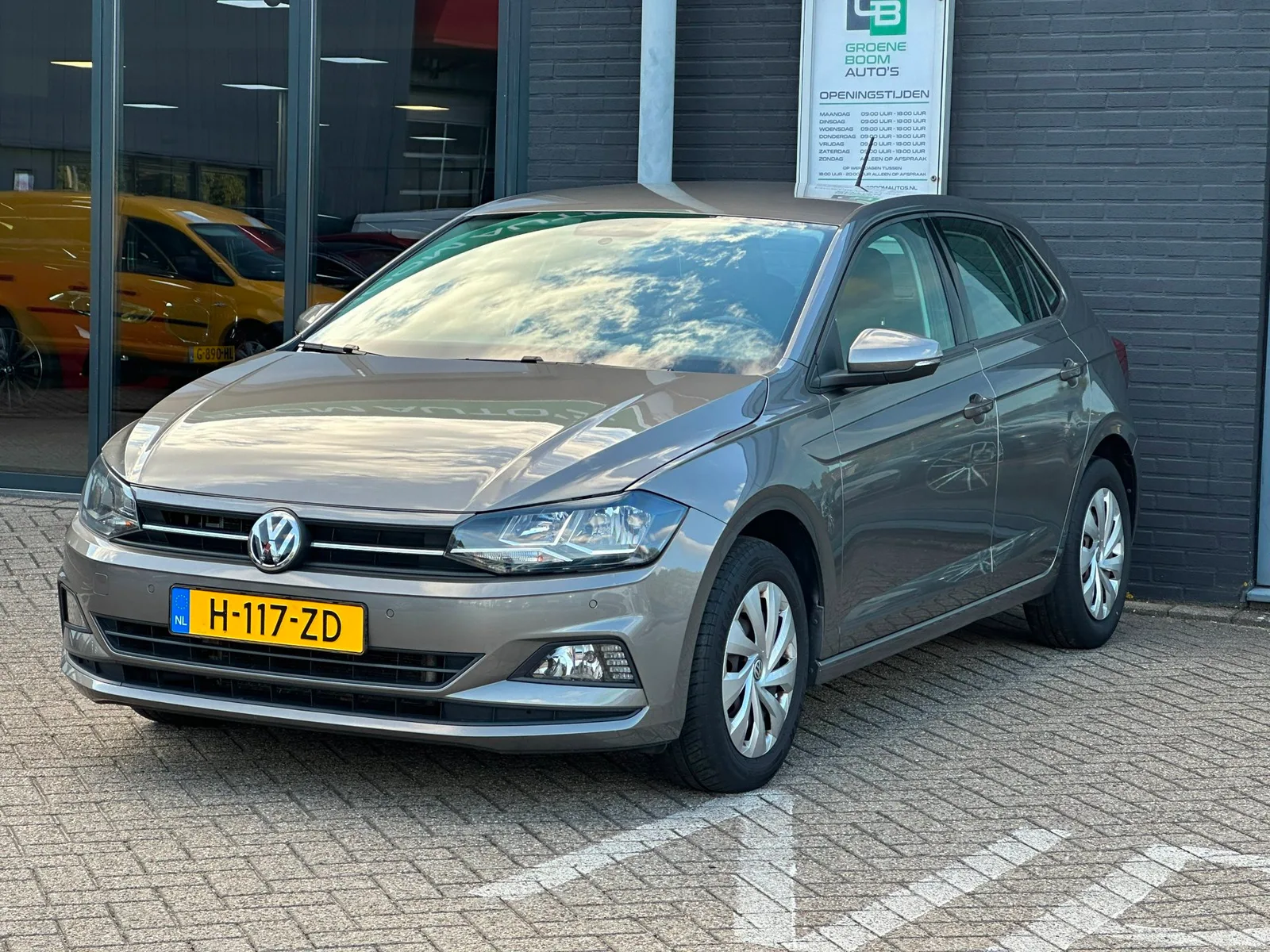 Volkswagen Polo (2020) — foto 1