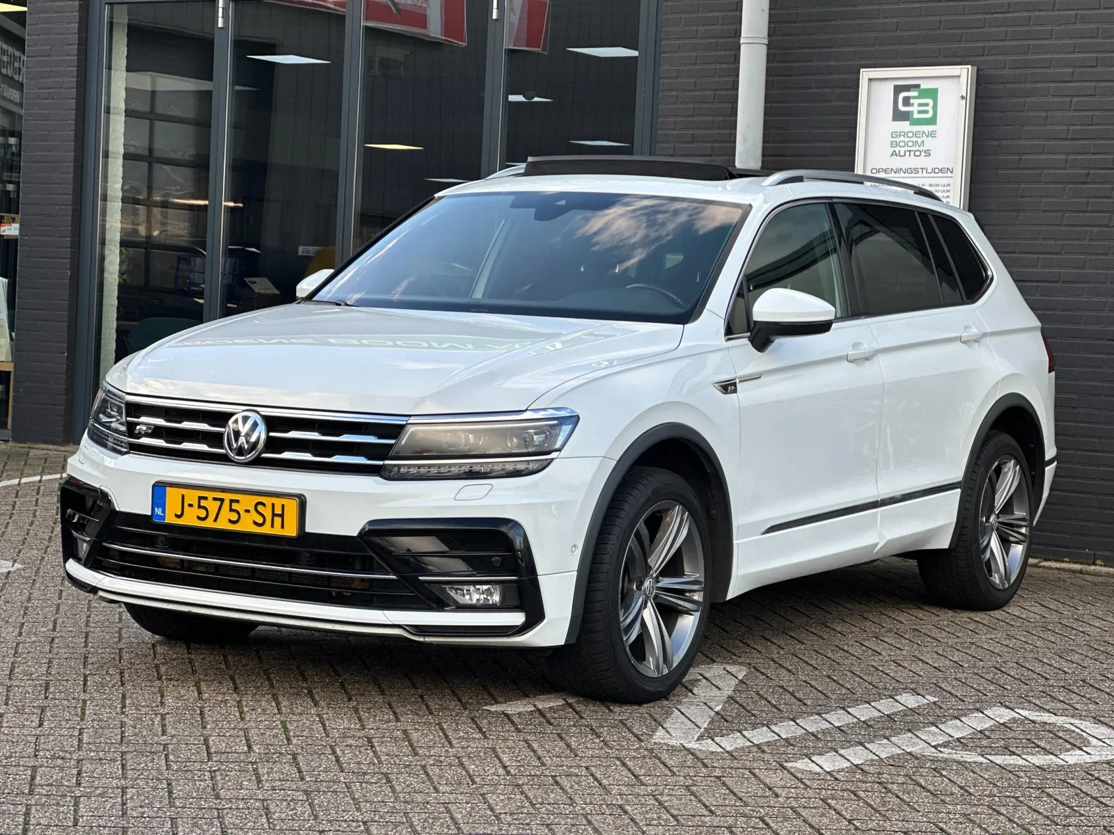 Volkswagen Tiguan (2020) — foto 1