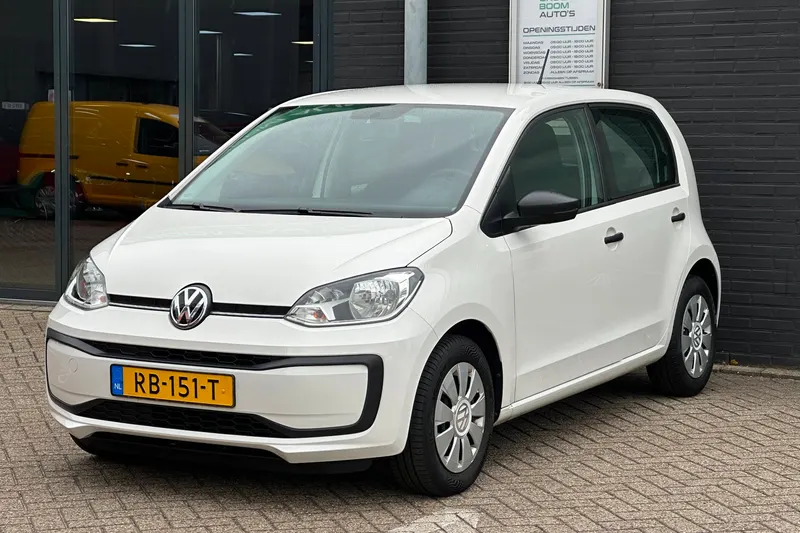Volkswagen Up! (2017)