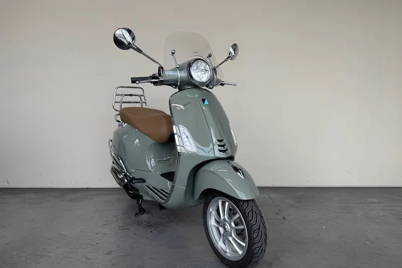 Vespa Primavera (2023)