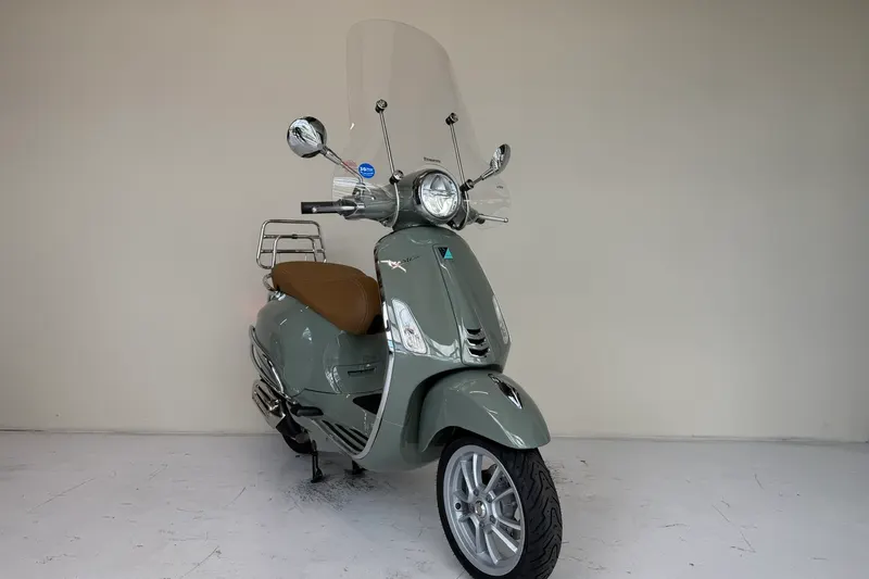Vespa Primavera (2022)