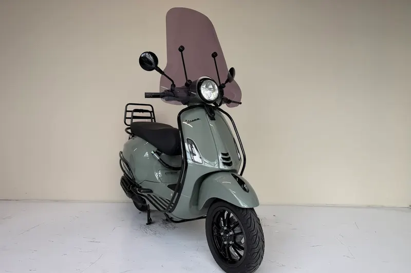 Vespa Primavera (2019)