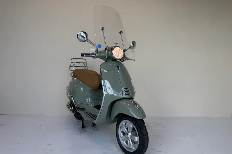 Vespa Primavera (2017)