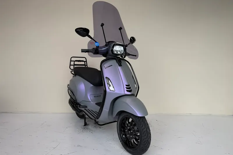 Vespa Sprint (2023)