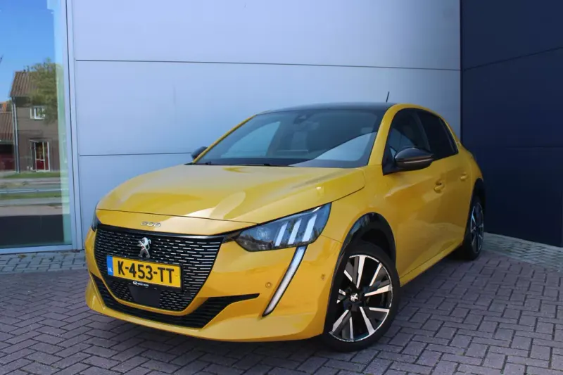 Peugeot 208 (2021)