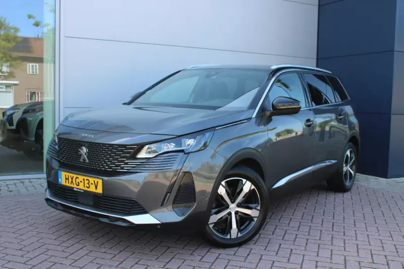 Peugeot 5008 (2021)