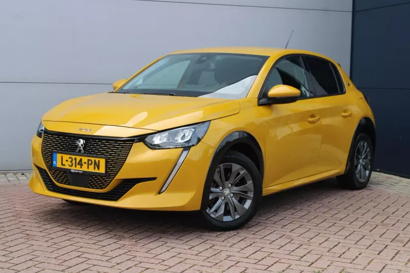 Peugeot e-208 (2021)
