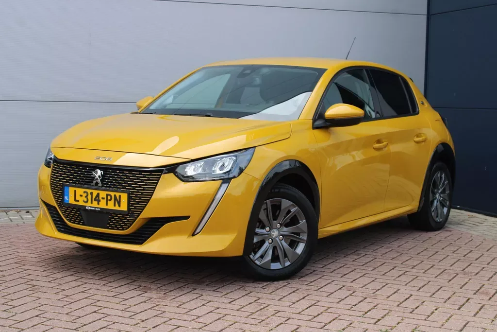 Peugeot e-208 (2021) — foto 1